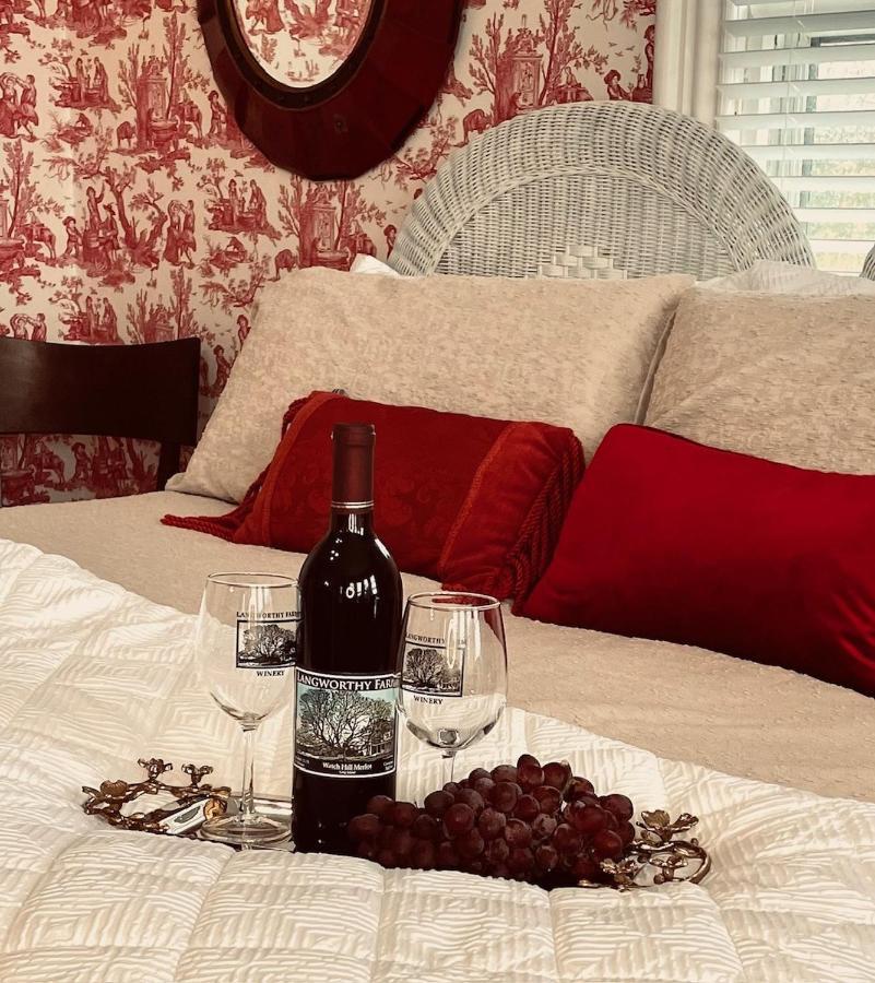 The Langworthy Inn & Winery Вестерлі Номер фото
